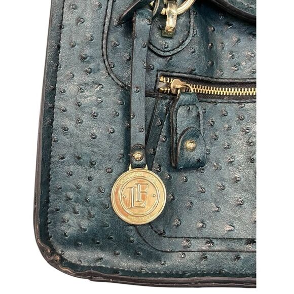 London Fog | Green Simulated Ostrich Skin Leather Purse - Picture 4 of 9